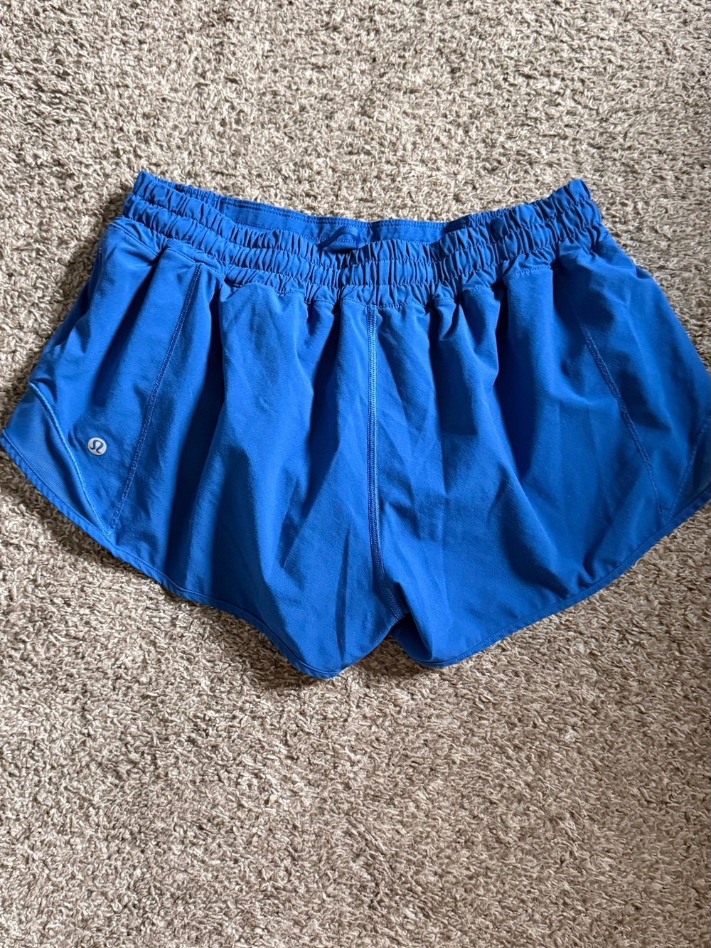 lululemon hotty hot shorts size 10